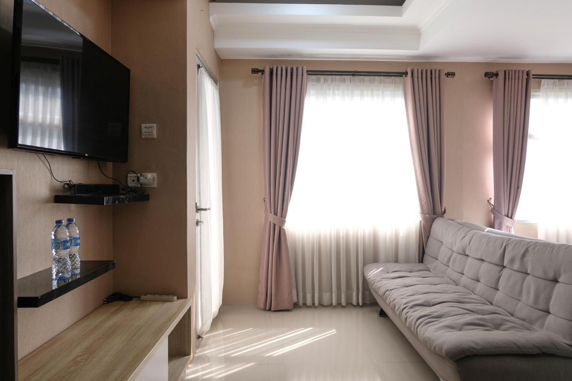 Spacious With Extra At Grand Afrika By Travelio